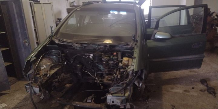 Radiator apa racire motor Opel Zafira A