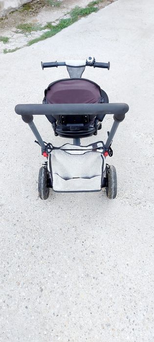 Vând tricicleta Lionelo Tris