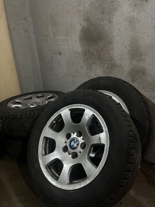 Джанти с зимни гуми за BMW