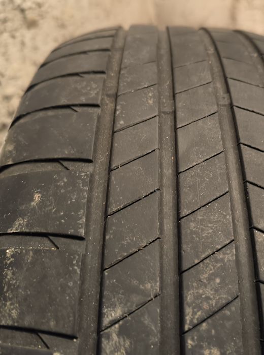 Anvelopa Bridgestone 215/55R17 94V 2022 (4buc)