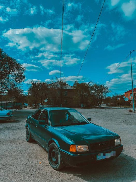 Ауди в4 продается ,обмен не предлагать