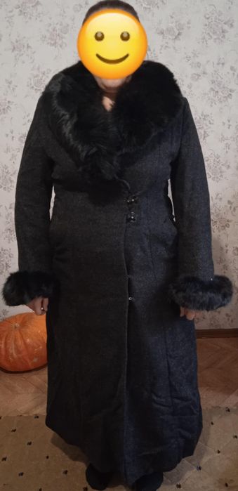 Продам зимнее пальто 48-50 размер