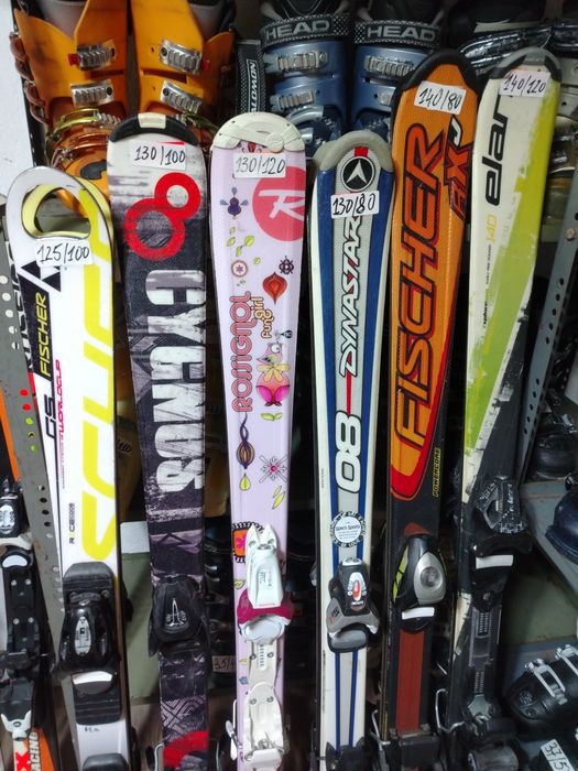 Ски и ски обувки втора