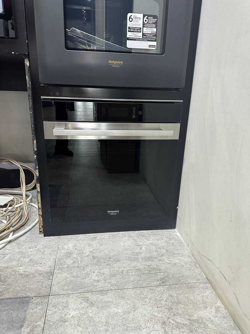 Hotpoint из трёх единиц с -60% скидкой из-за витринного состояния