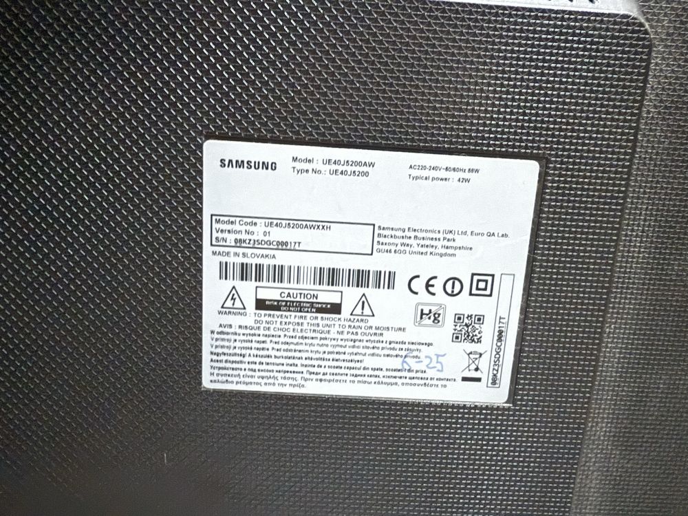 Televizor Samsung Led UE40J5200AW + suport perete