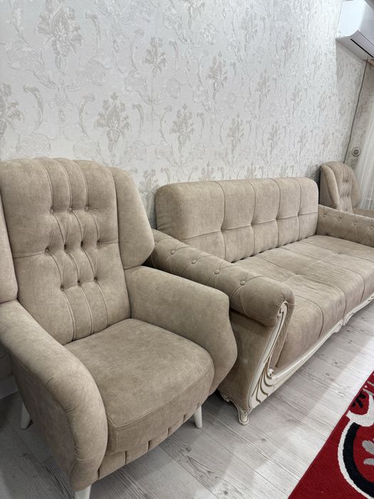 Диван с креслами
