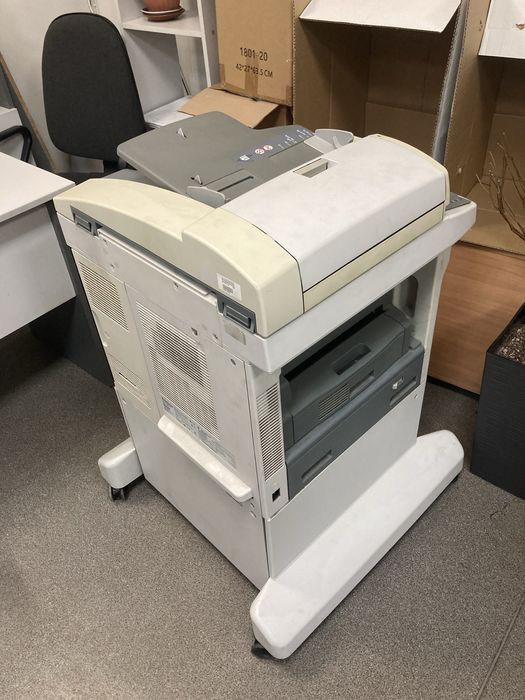 Лазерный принтер цветной сканер копир