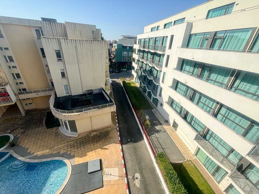 Продава се Двустаен апартамент в к.к. Слънчев бряг - 73 кв.м за 850 €/кв.м - Снимка #9