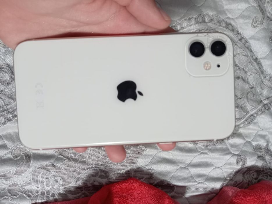 Продам айфон 11 состаяние зын