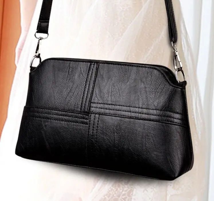 Продам женскую сумочку