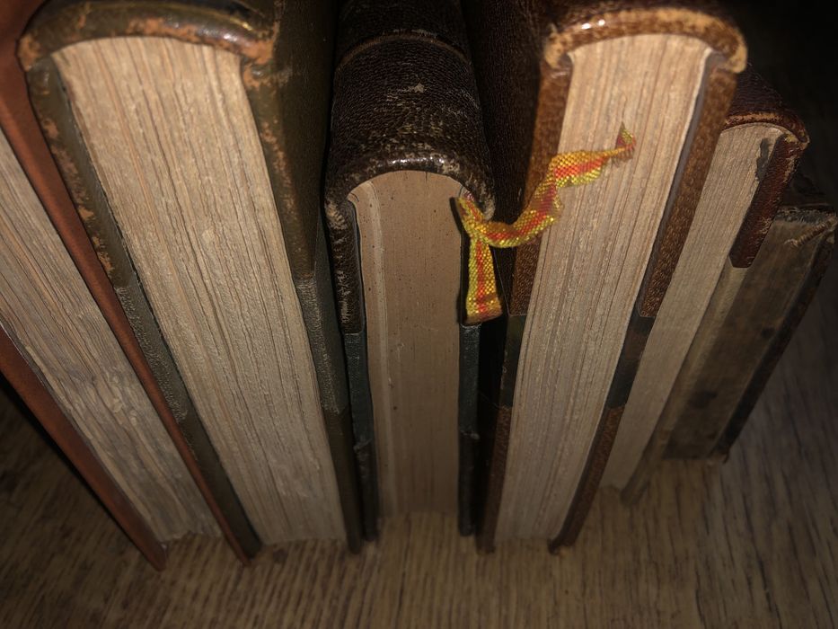 Colecție autentică de cărți in franceză vechi peste 100 ani