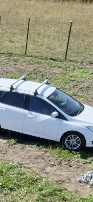 Bare thule evo Ford Focus Mk3