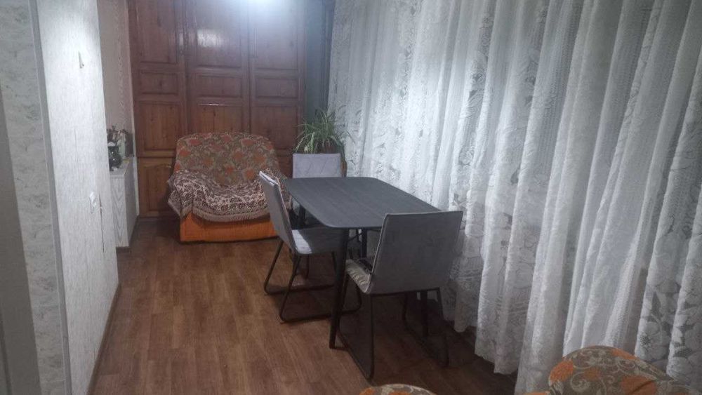 СРОЧНО продаётся трёхкомнатная квартира на ц-1!