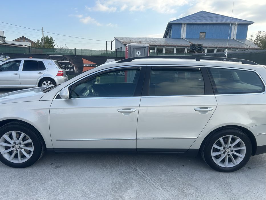 Vând Volkswagen Passat B6 2009 2.0 TDI