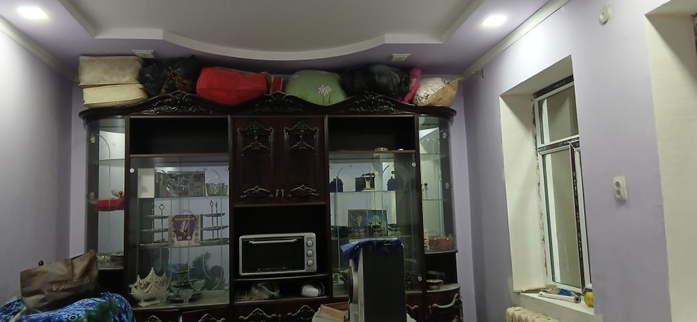 Сервант Италянский, ками бор