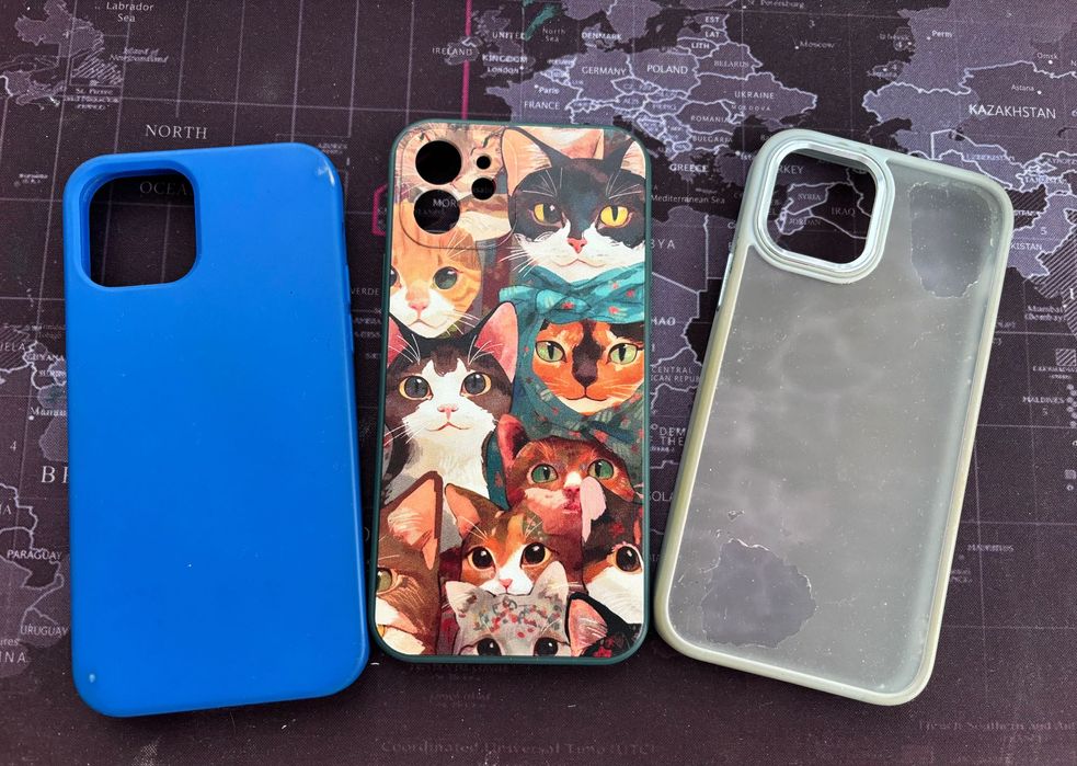 Крйсове/калъфи за Iphone 12