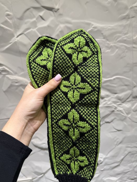 Вязаные теплые носки ручной работы