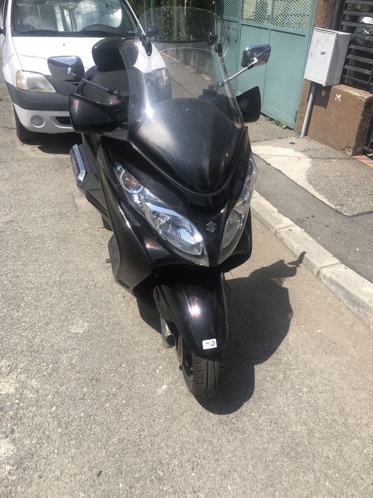 Suzuki Burgman AN400