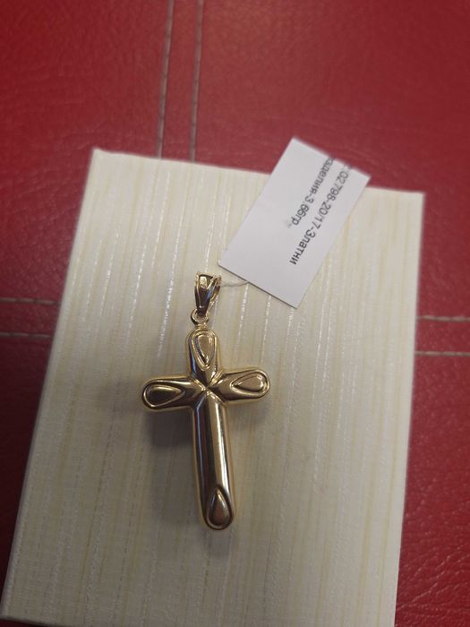 Златна Висулка Кръст - 14к. - 3,66гр.