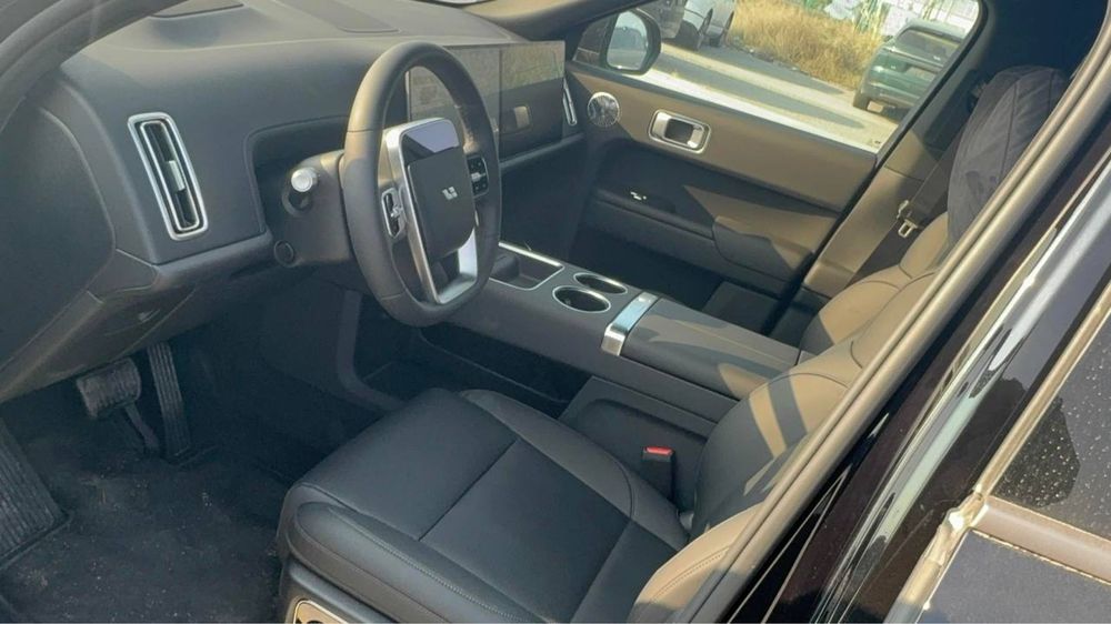 LIXIANG l9- Qora rang Restayling