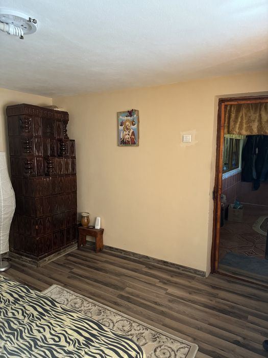 Vand casa + teren cu livada 1680 MP