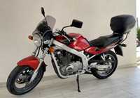 Suzuki gs 500 e.  Categoria A2.