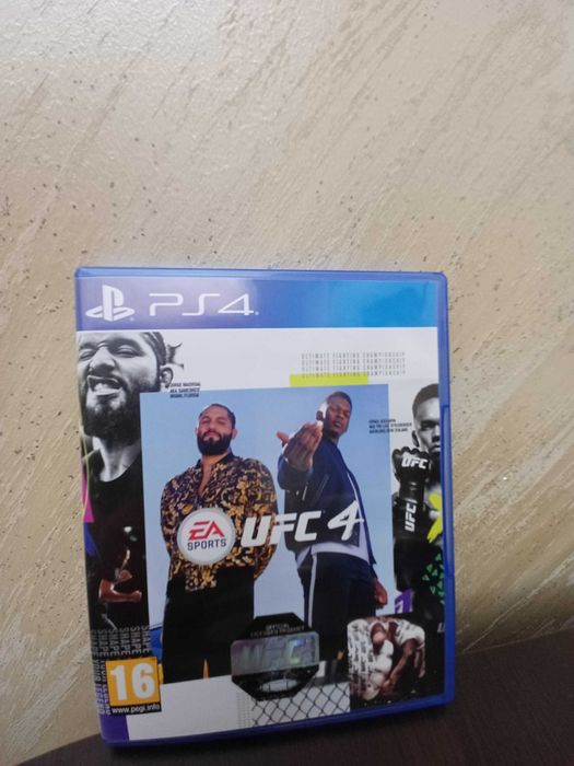 EA FC25 и UFC4 , PS4
