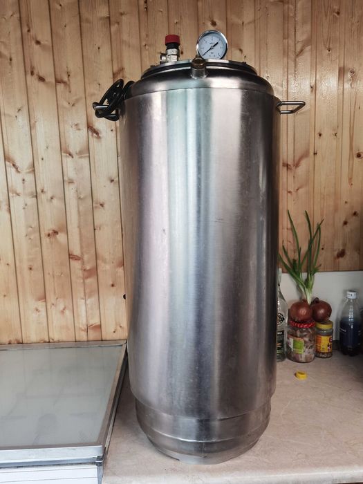 Автоклав за производство на консерви