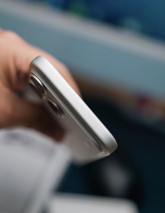 Iphone 17promax 256 gb silver 16 sikl 100% emkost