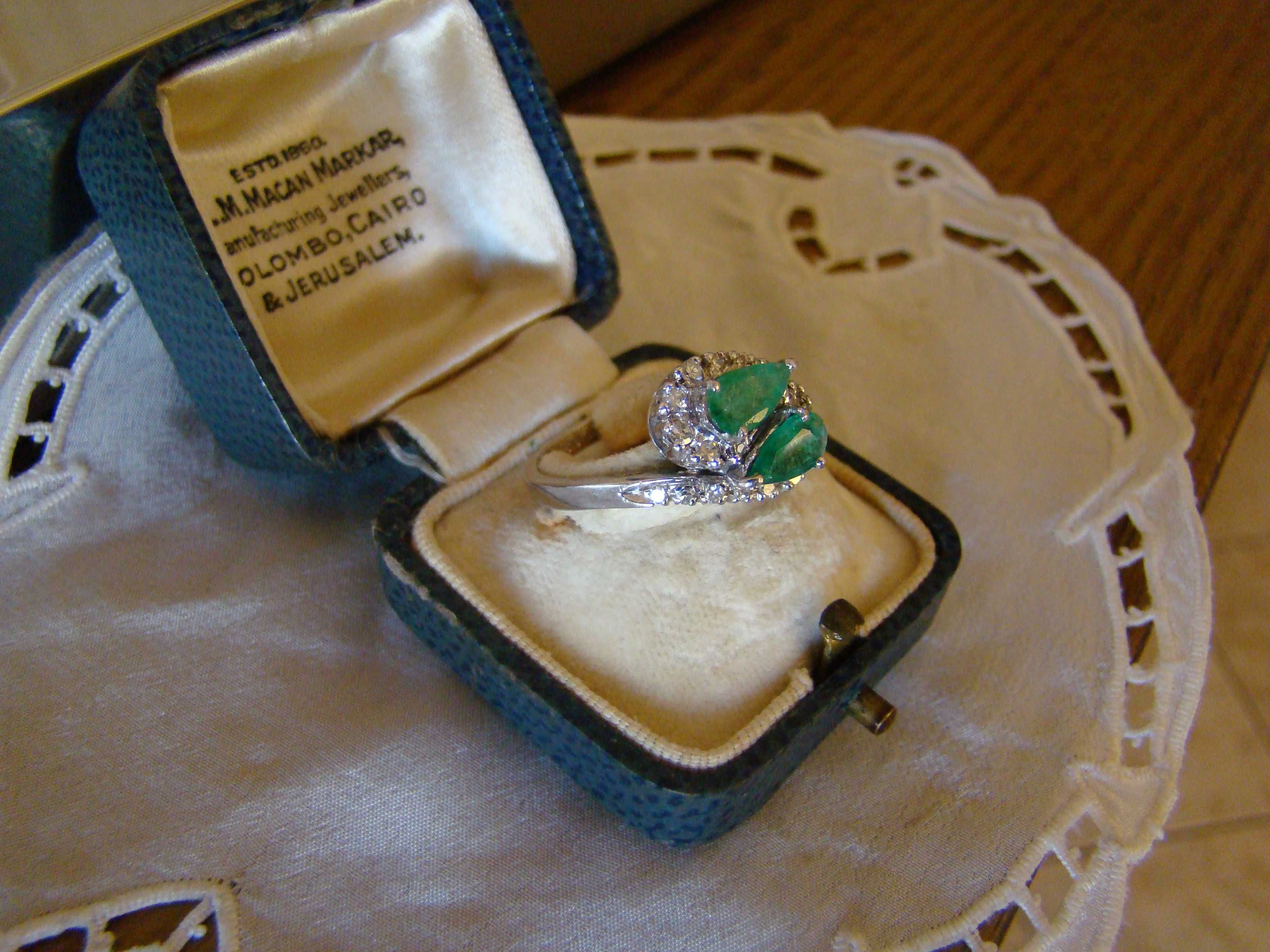 SUPERB -inel aur alb 14kt,cu smaralde lacrima si diamante-oferta