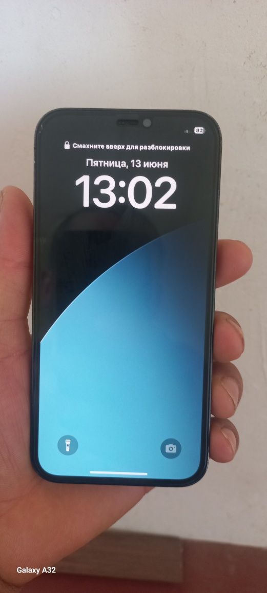 Iphon 12 pro ideal