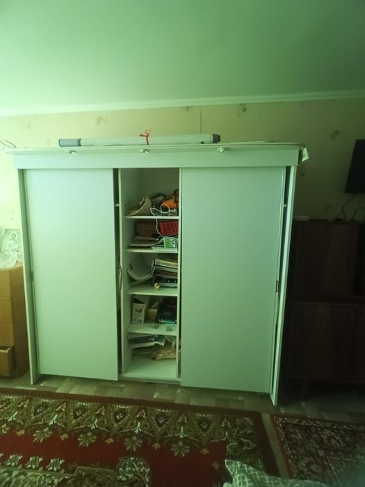 Отдам мебель  б/у