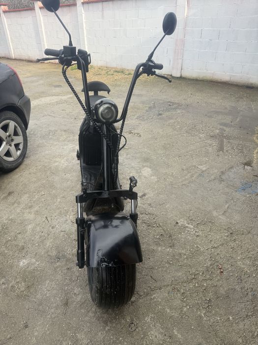 Мотор на ток тип чопър със нова батерия