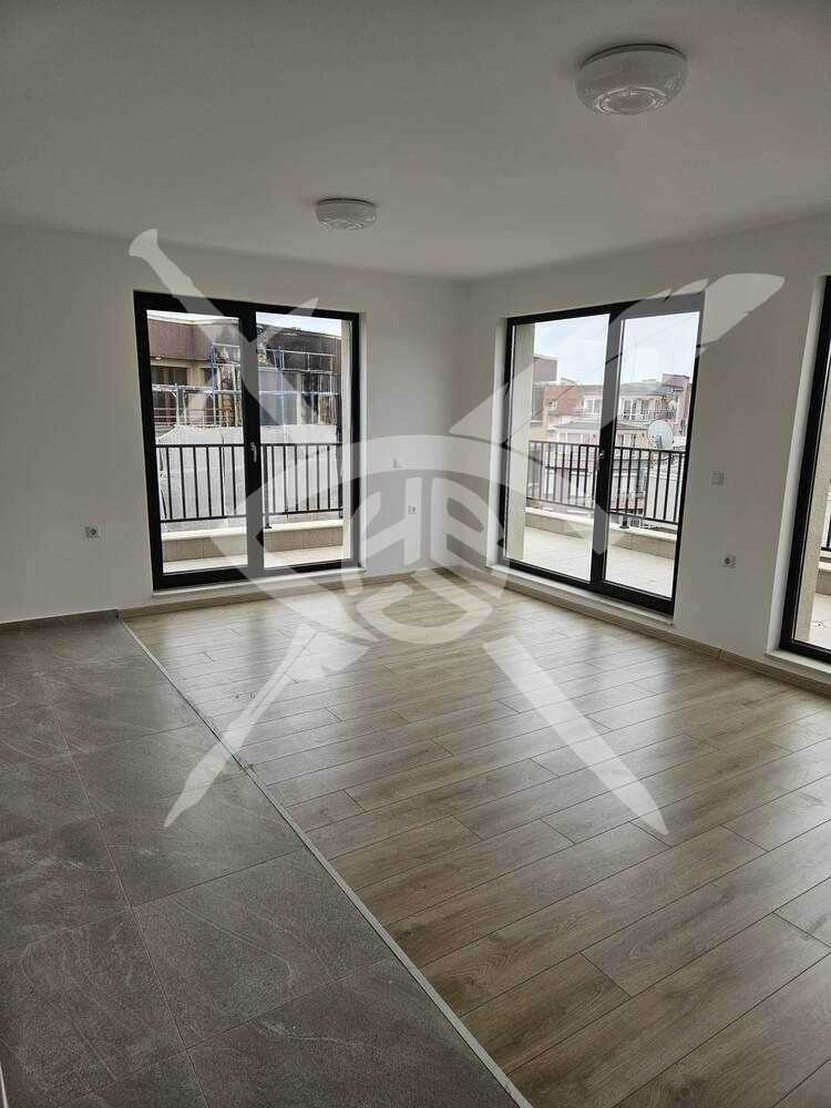 Продава се Тристаен апартамент в Поморие - 104 кв.м за 1202 €/кв.м - Снимка #9