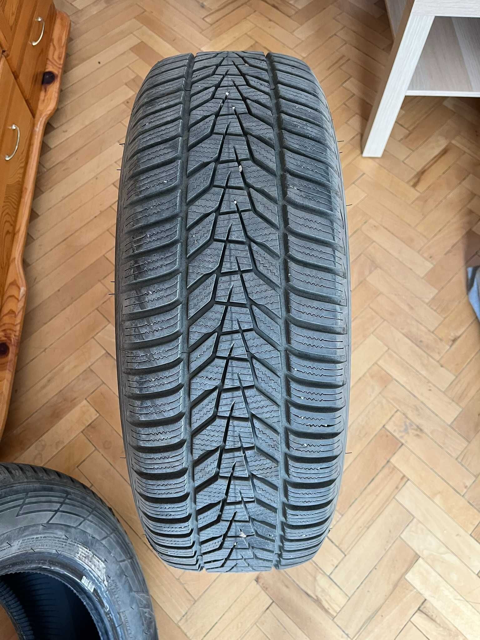 Зимни гуми 225/60/18/104H HANKOOK Winter i*cept eco 3