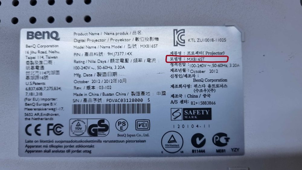 Videoproiector BenQ MX816ST/3D/HDMI/ Contrast 13000:1/3000 ANSI Lumeni