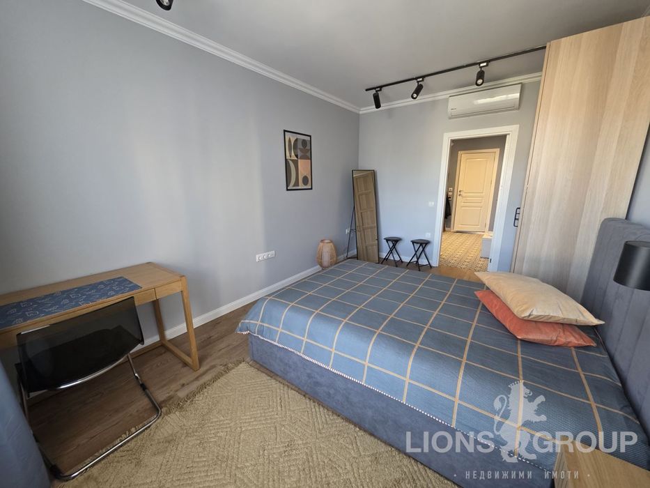 Продава се Тристаен апартамент в Варна, Бриз - 114 кв.м за 3422 €/кв.м - Снимка #9