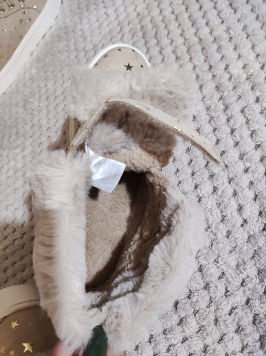 Високи светлобежови кецове H&M размери 32 и 33