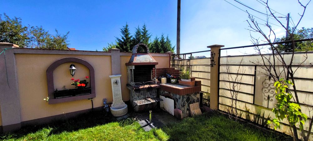 Proprietar,Vila P+1 complet utilata, curte amenajata, panouri,Domnesti