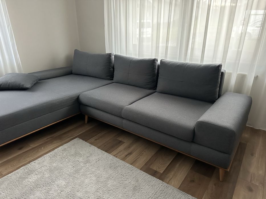 Coltar extensibil cu lada de depozitare