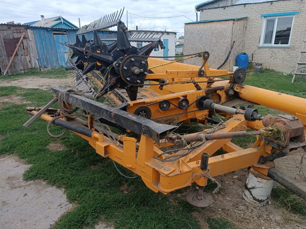 Продам жатку 6.4 метра