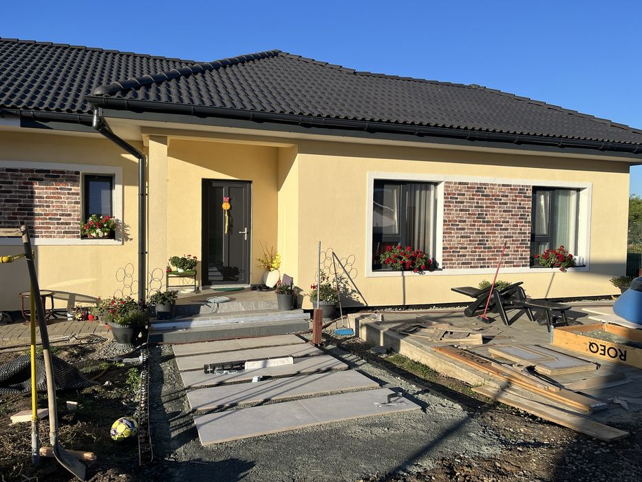 Duplex pe parter Giarmata central