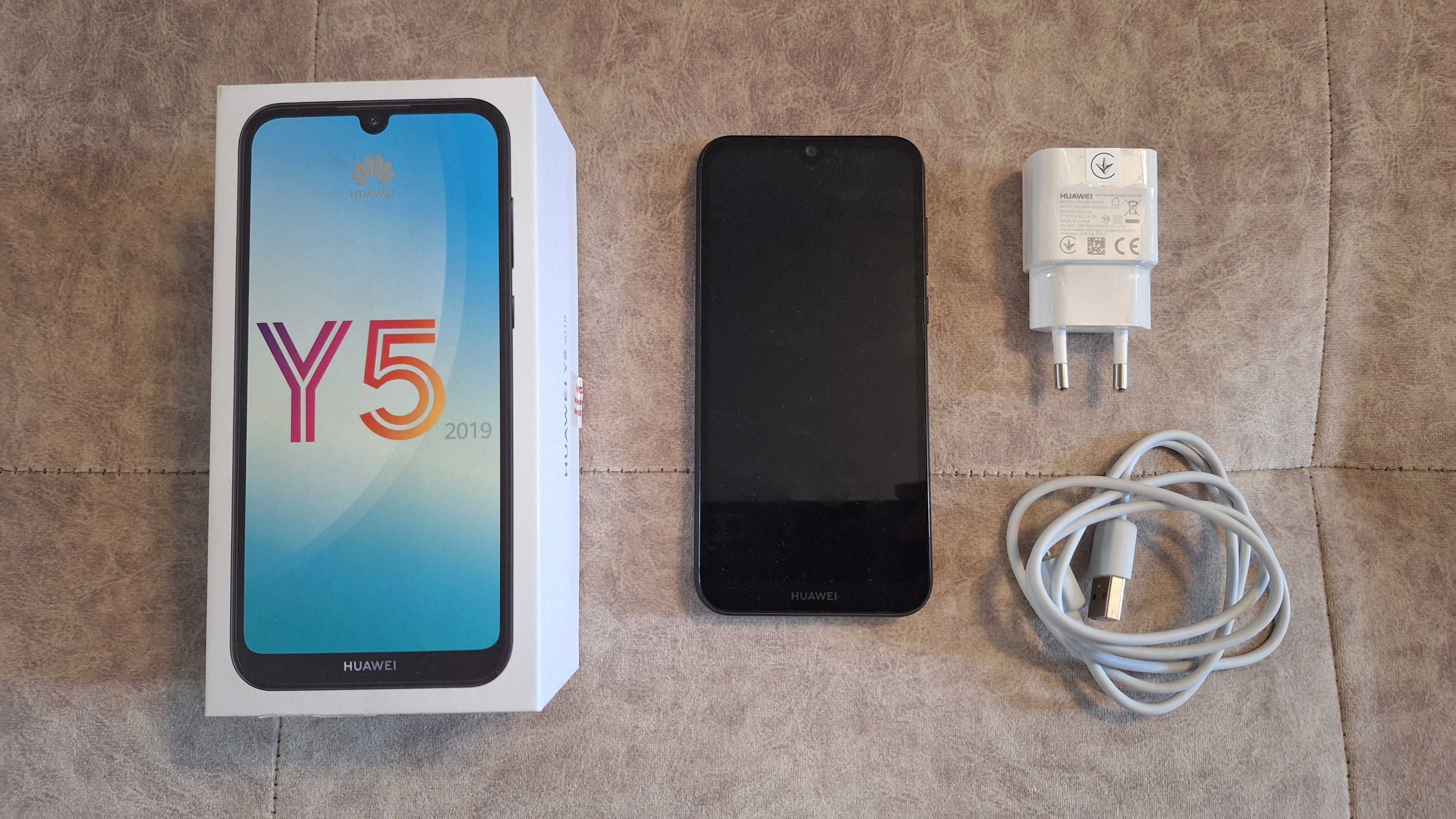 Мобилен апарат Huawei Y5 2019
