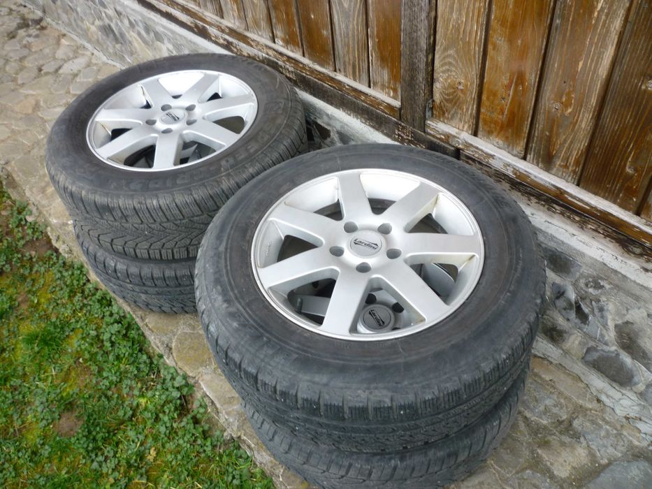 anvelope  si  jante nisan qashqai  215/65/16  de  iarna