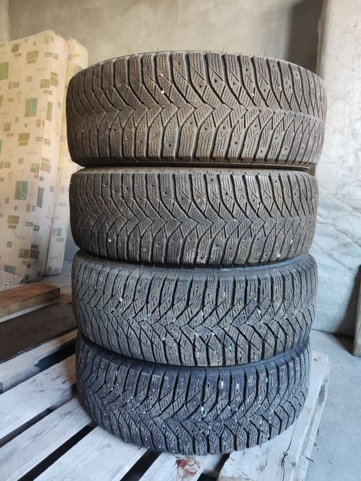 Резина / покрышка Triangle Icelink в размере 215/60 R17