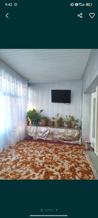 Uy sotiladi shahar markazida