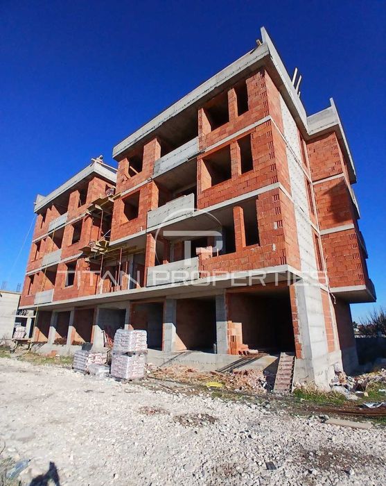 Двустаен апартамент в Прослав