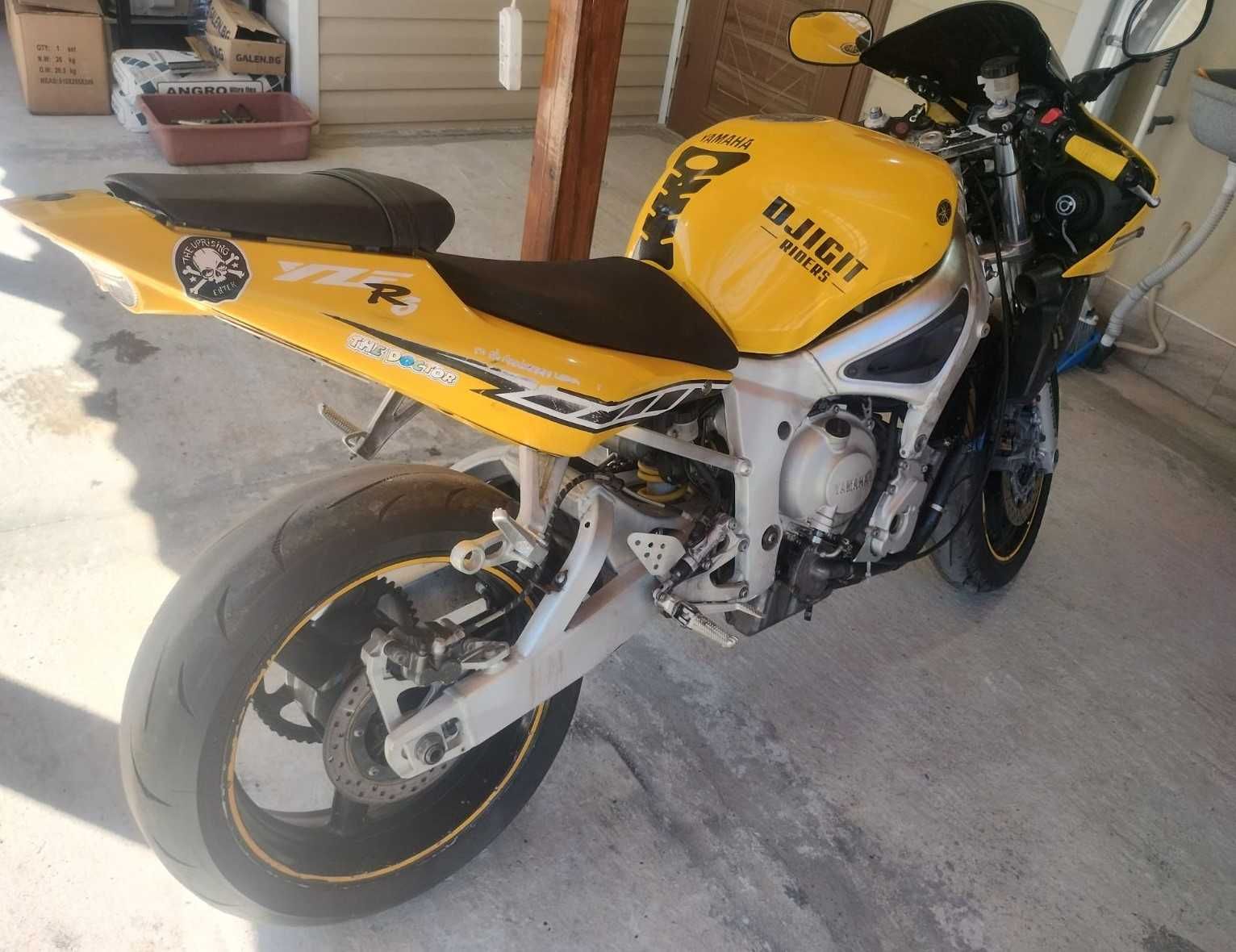 Yamaha YZF-R6 на части