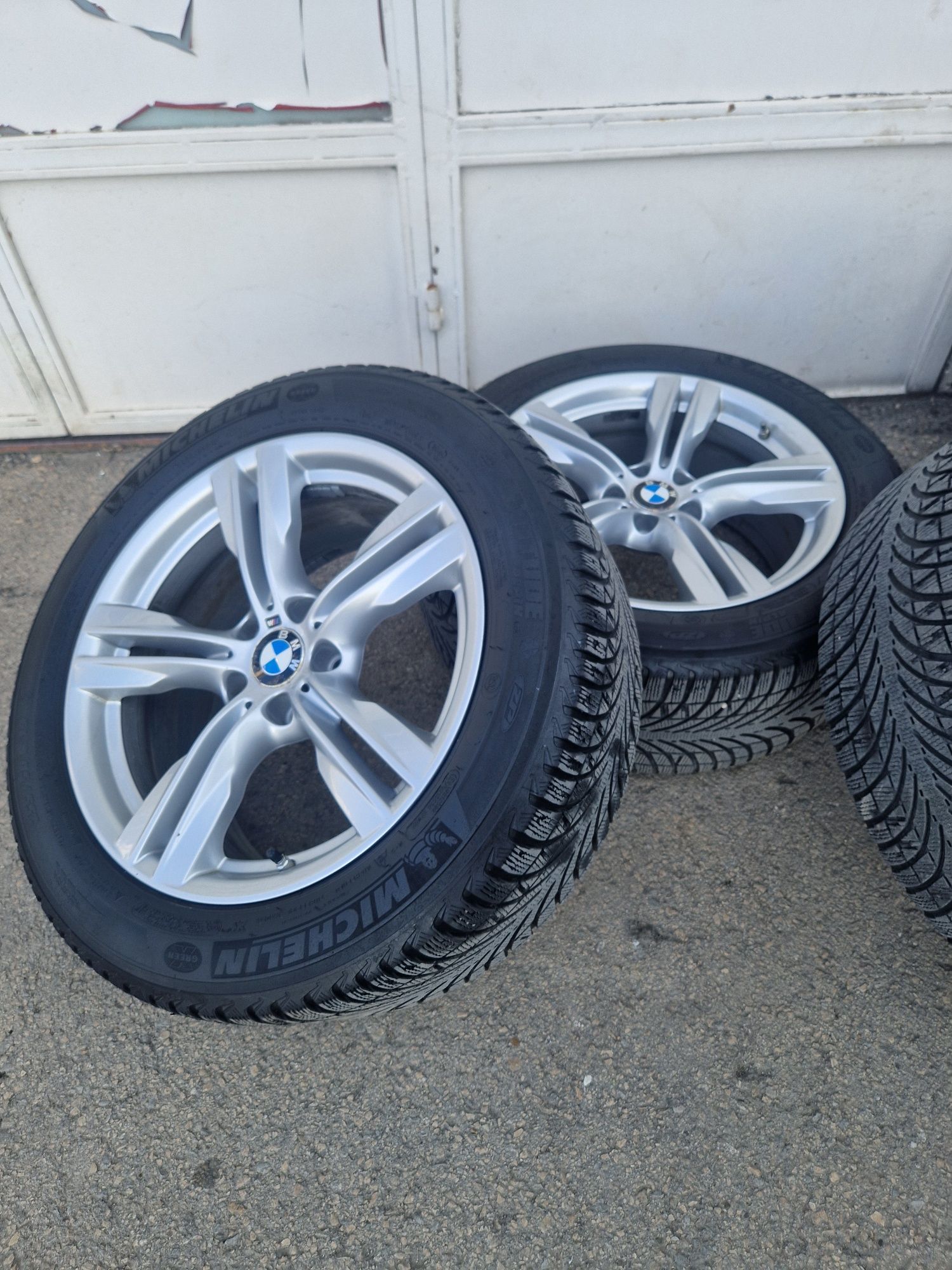 5x120 R19 BMW X5 Джанти гуми