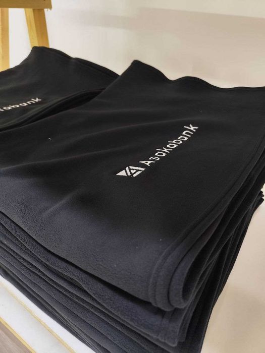 Штучная вышивки на вашем крое. Вышивка. Vishivka. Logo Vishivka uramiz